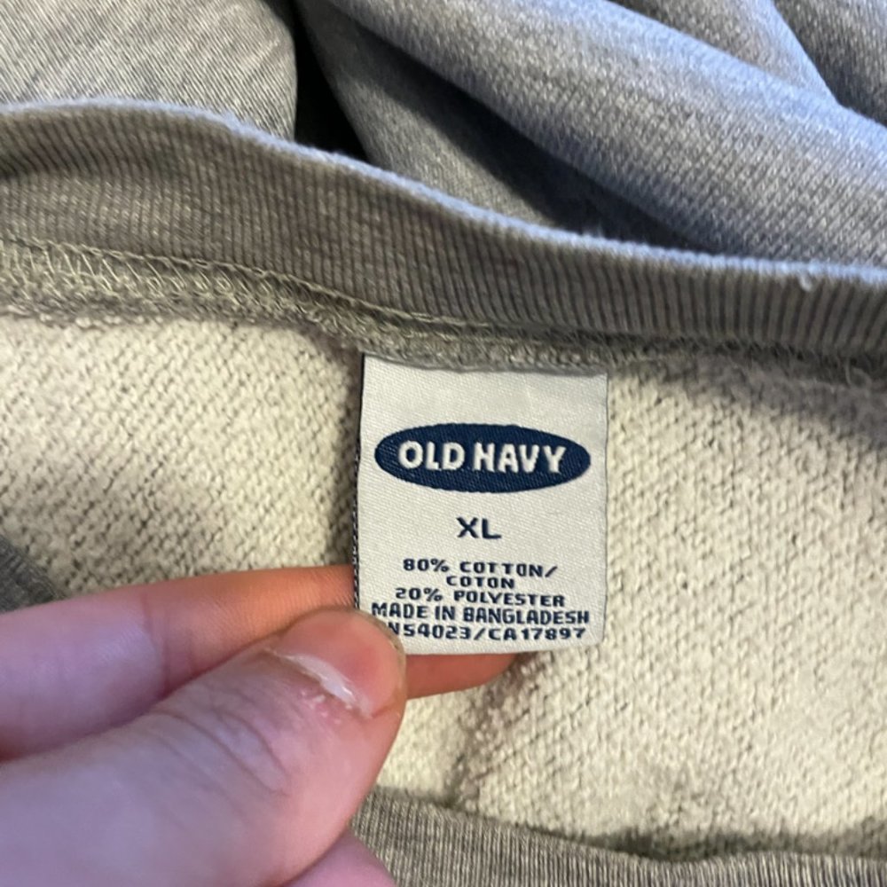 Old Navy Grey Fleece Crew Neck Long Sleeve Sweater - Picture 2 of 7